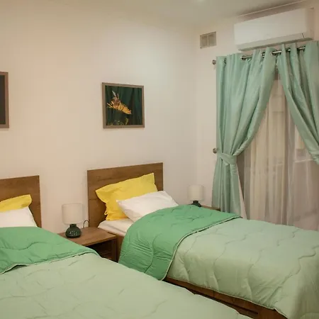 Spacious 3 Bedroom In Marsascala Apartment
