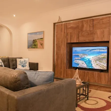 Spacious 3 Bedroom In Marsascala דירה מרססקלה