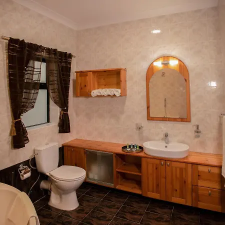 Spacious 3 Bedroom In Marsascala דירה *